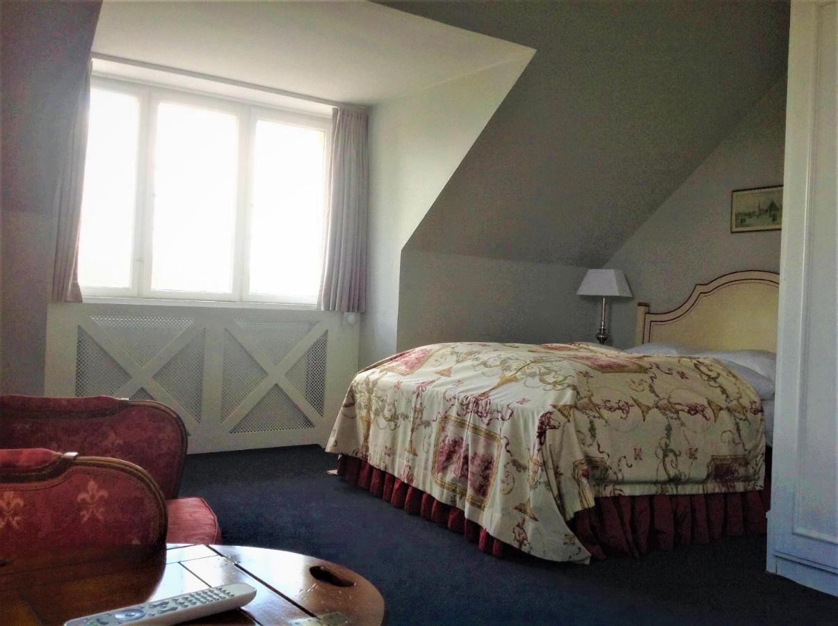 Hotel Fredensborg Store Kro Zewnętrze zdjęcie