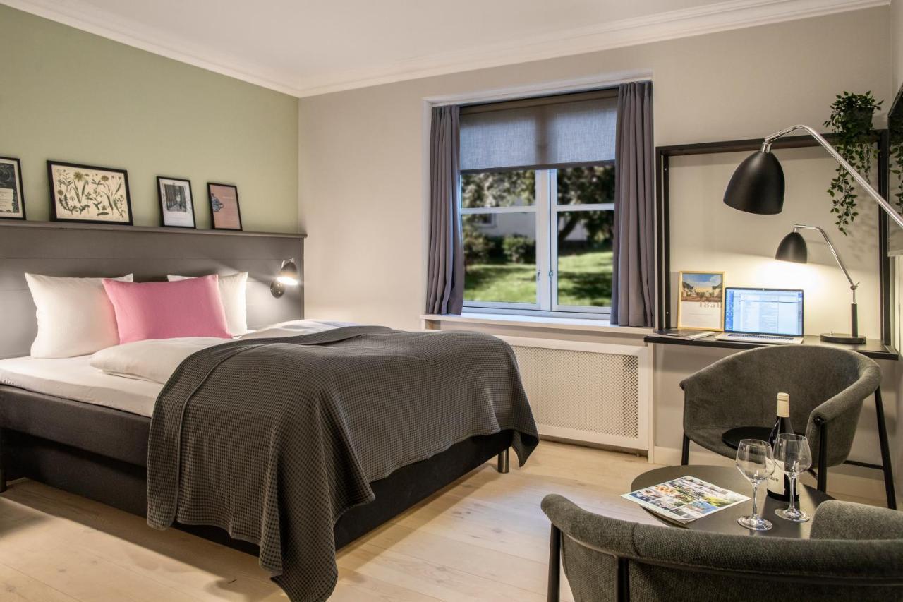 Hotel Fredensborg Store Kro Zewnętrze zdjęcie