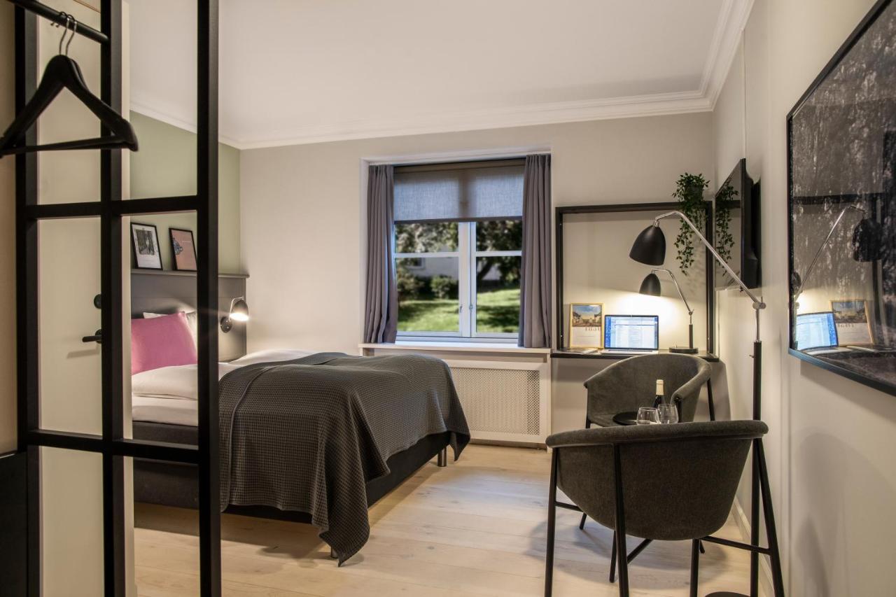 Hotel Fredensborg Store Kro Zewnętrze zdjęcie