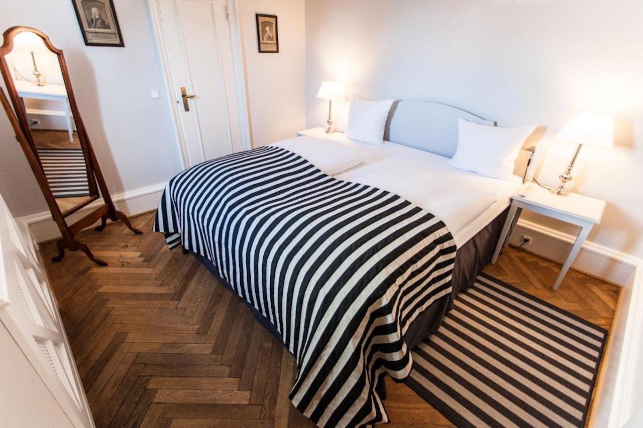 Hotel Fredensborg Store Kro Zewnętrze zdjęcie