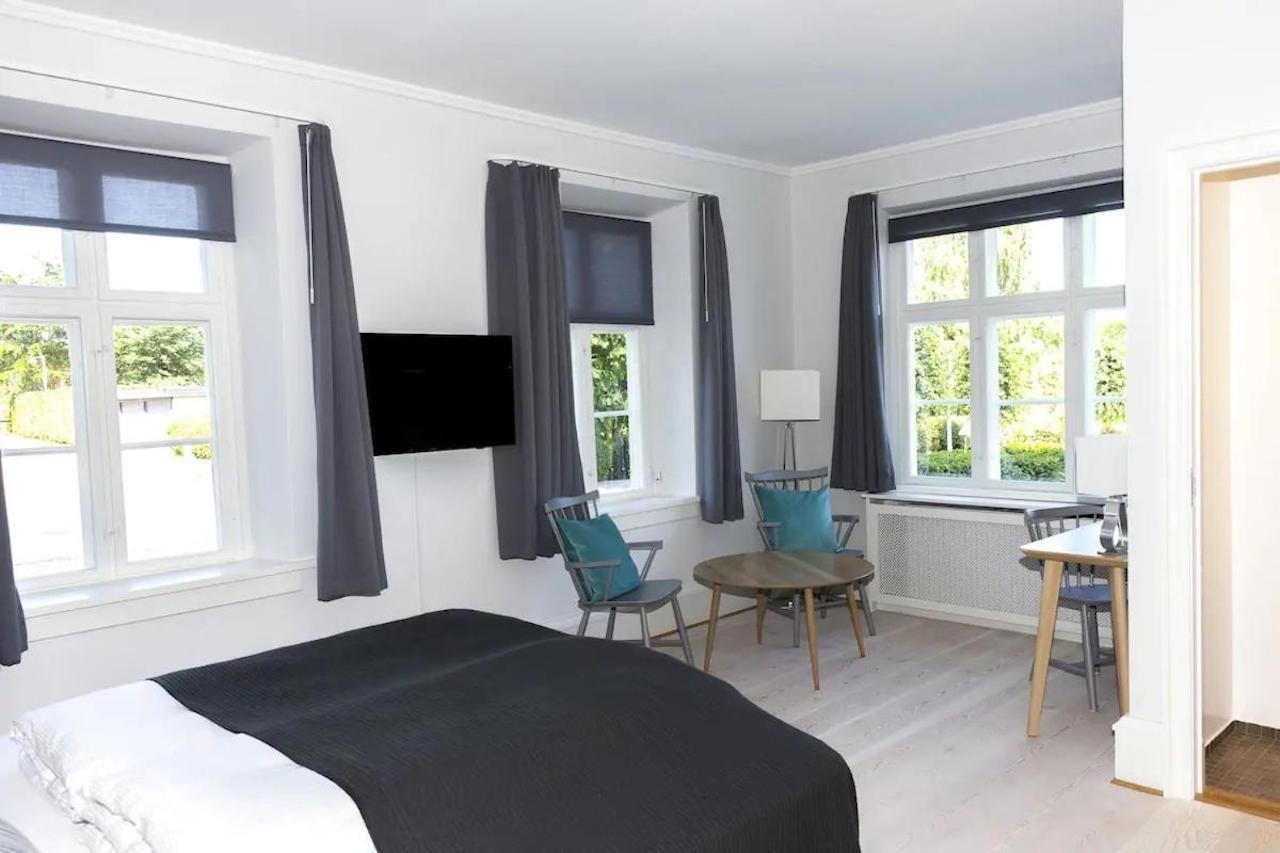 Hotel Fredensborg Store Kro Zewnętrze zdjęcie