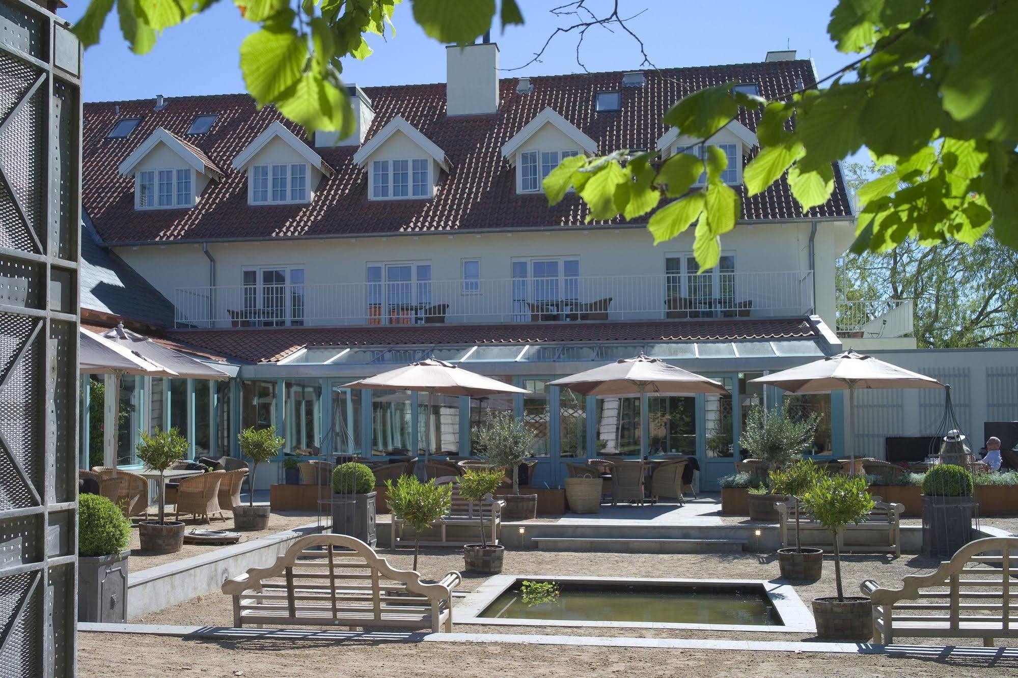 Hotel Fredensborg Store Kro Zewnętrze zdjęcie
